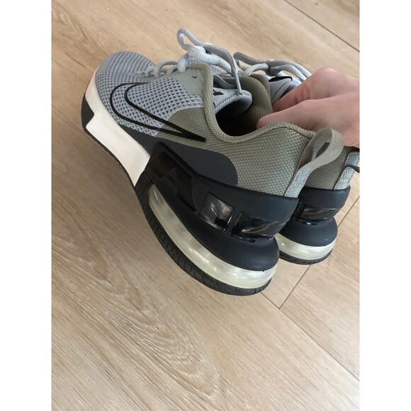 Nike Air max sneakers men’s size 11 light blue mesh performance active running - Picture 4 of 7